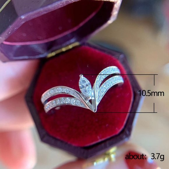 Unique Style Silver Plated V Shaped Crown Ring for Women, HA4606-6 - Picture 4 of 5